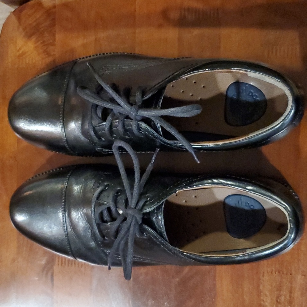 EUC Dockers Girdon Black Leather Cap Toe Oxford Shoes Size 12 Wide